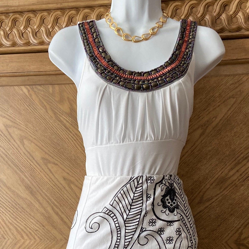 HeartSoul white beaded neck Empire Waist Tank top